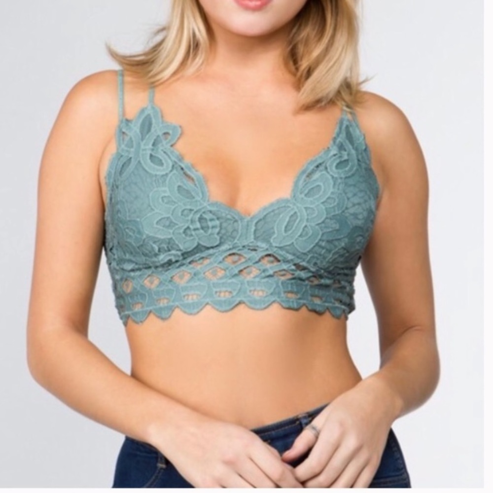 SOLD OUT CLEARANCE Navy Crochet Lace Scallop Double Strap Bralette - Picture 2 of 3
